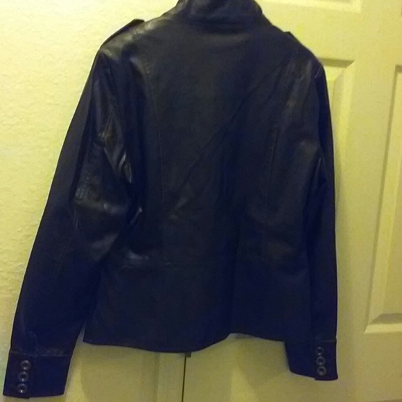 Ladies Faux leather Jacket - Picture 3 of 4